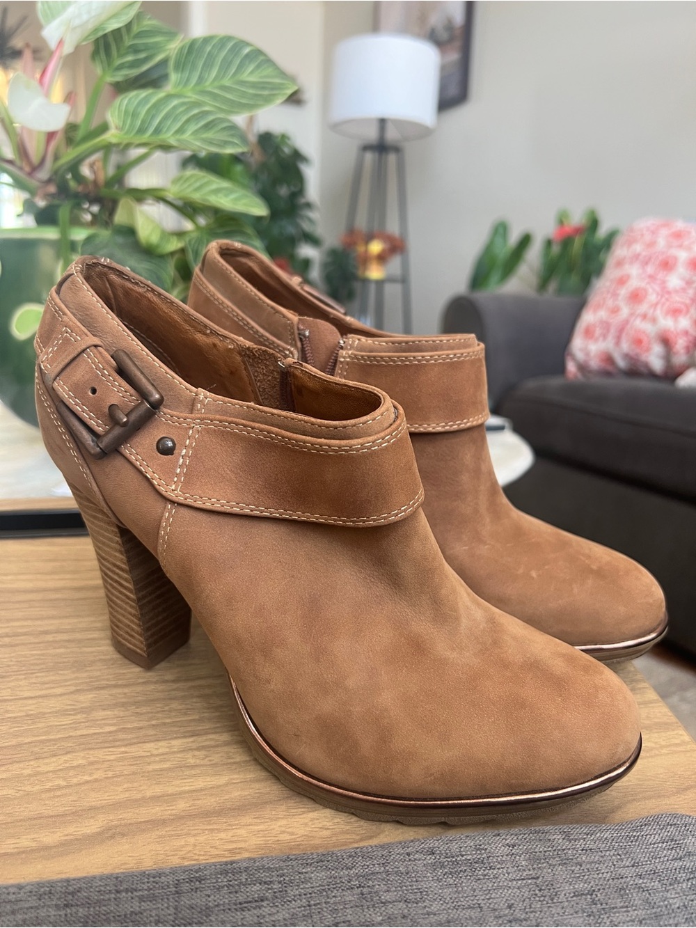 Sofft Willa ankle bootie Size 8